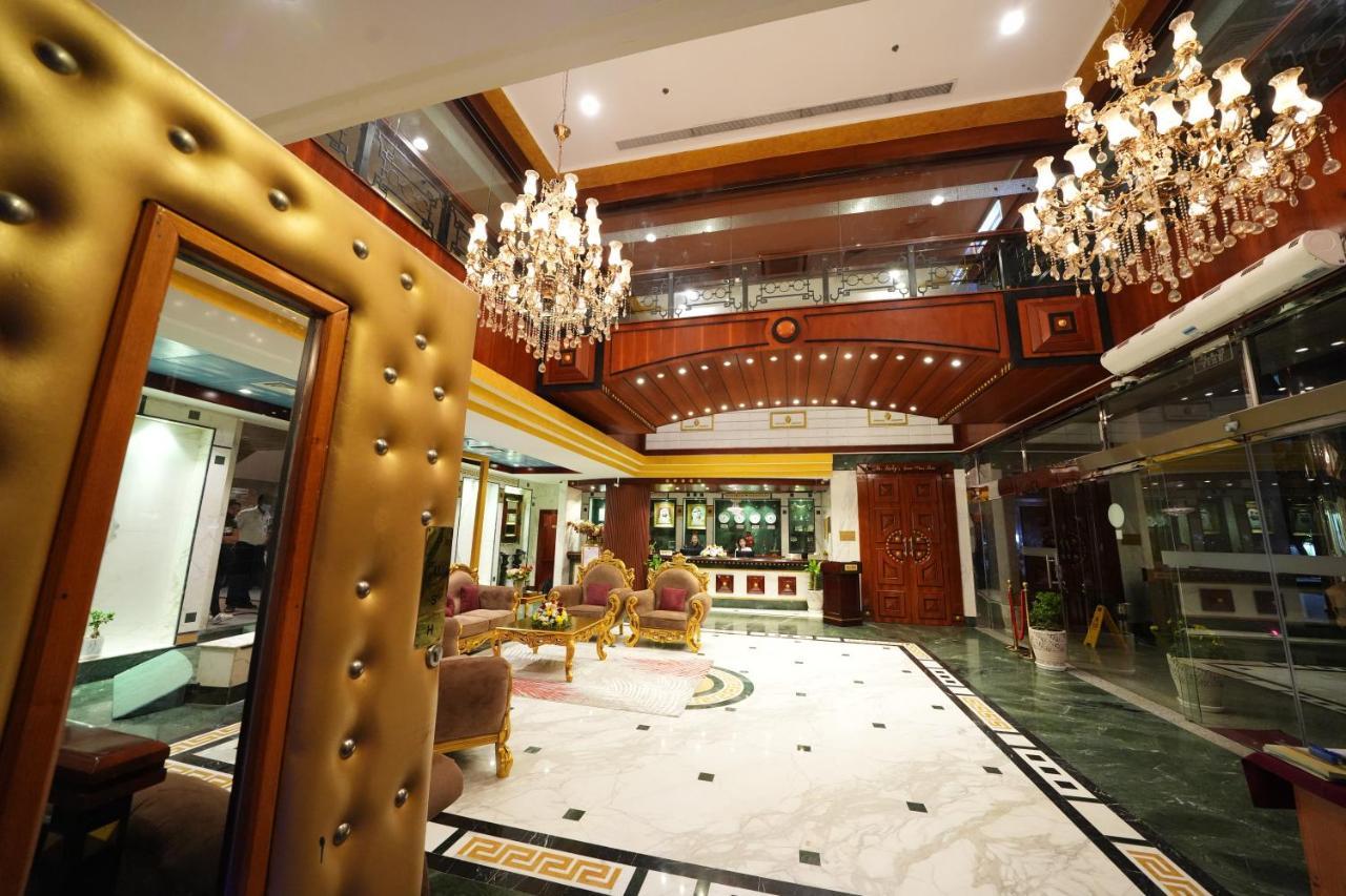 Nine Hotel Дубай Екстериор снимка